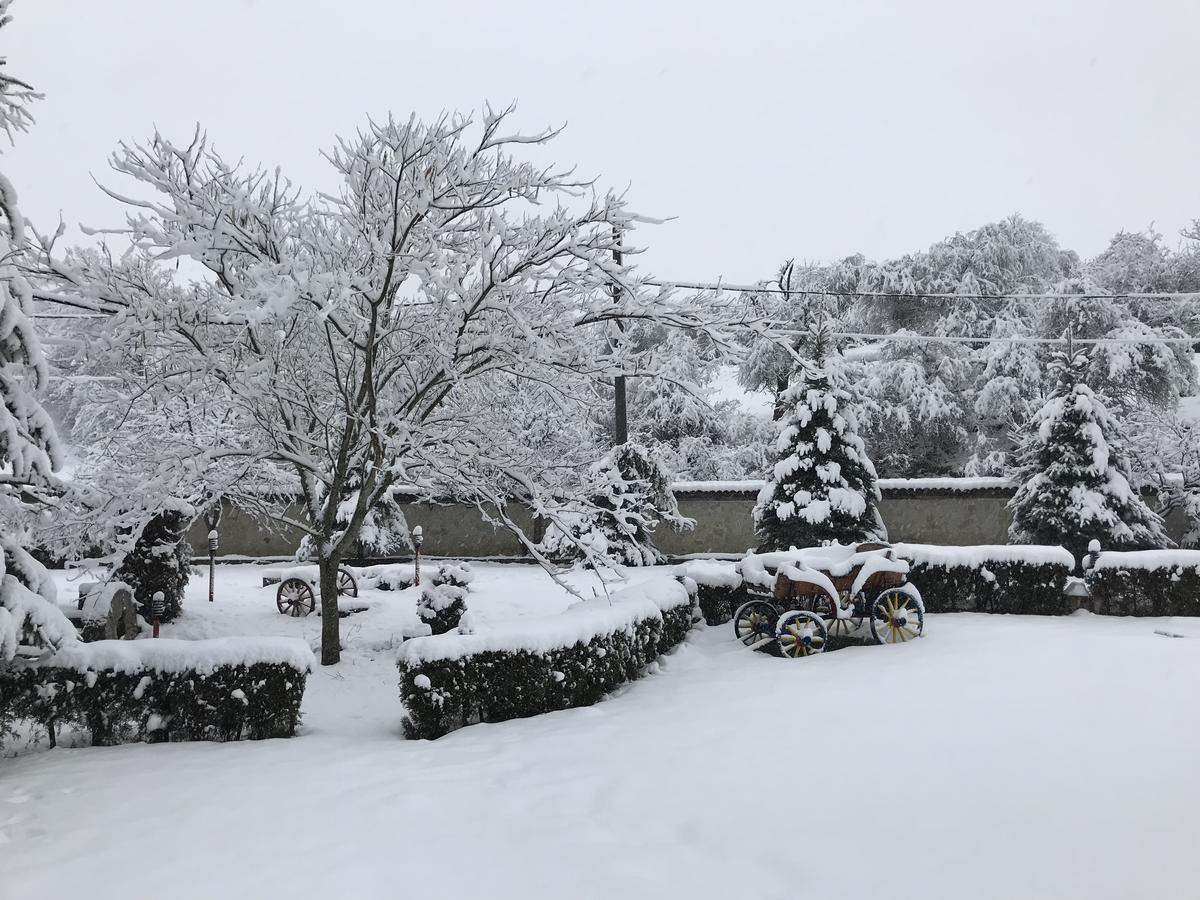 Hotel Divetsite Sliven Buitenkant foto